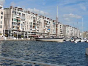 2018 03 12 TOULON BALLADE DANS LES RUES ET AU PORT (3)
